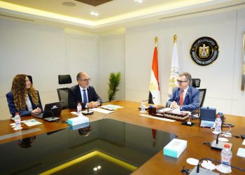 «التخطيط» و«التمويل الدولية» تبحثان تعزيز مشاركة القطاع الخاص