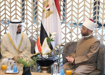 وزير الأوقاف يستقبل رئيس هيئة الشؤون الإسلامية الإماراتية على هامش مؤتمر الإفتاء