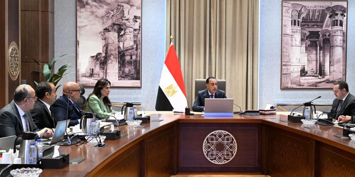 رئيس الوزراء يتابع جهود تنظيم السوق العقارية وحماية حقوق المواطنين