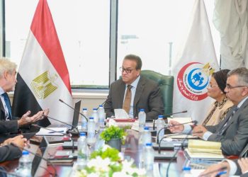 وزير الصحة يبحث التعاون مع IQVIA