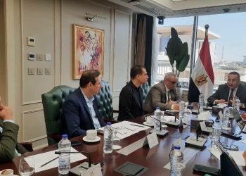 تطوير المسرح الجامعي وتأسيس مهرجان قومي لفرق الجامعات
