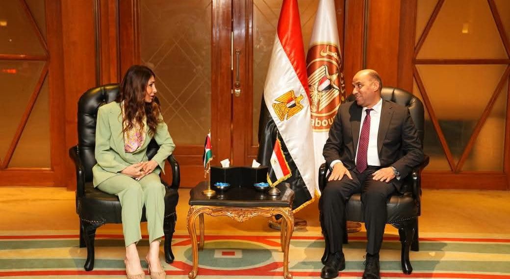 مصر وفلسطين تبحثان تعزيز التعاون في التدريب والتشغيل