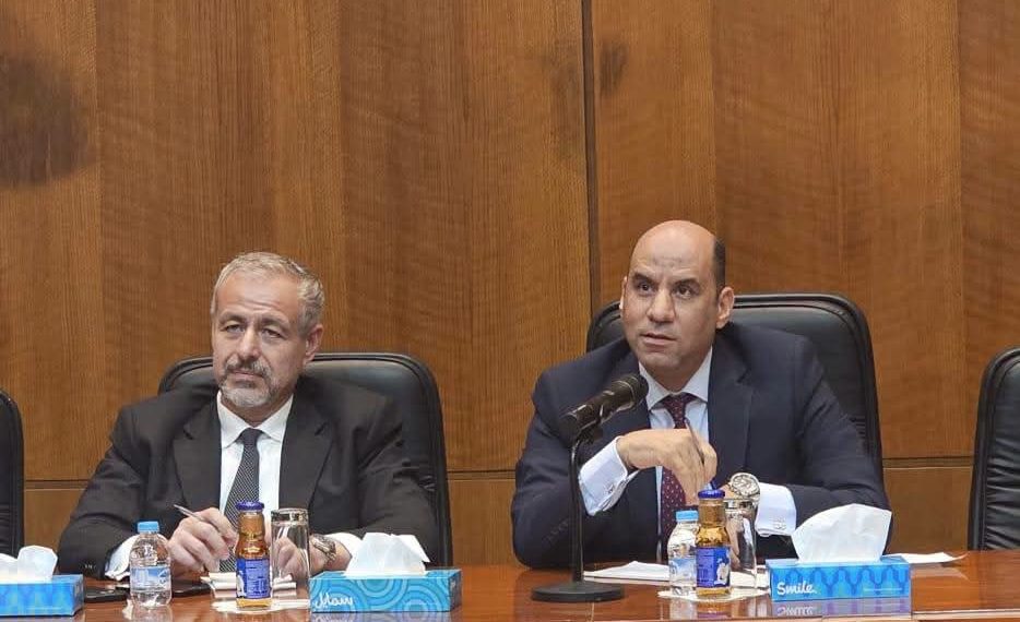 وزير العمل يلتقي الجالية المصرية في الأردن