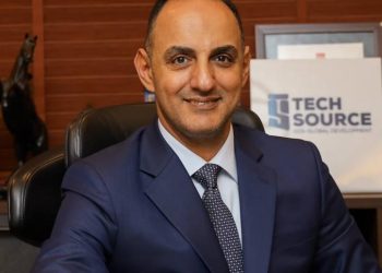 محمد عبد الوهاب يكتب: عرش القوقعة.. كيف تقتل الطبقية المؤسسية روح العمل؟