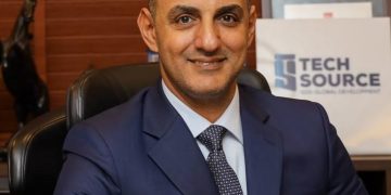 محمد عبد الوهاب يكتب: عرش القوقعة.. كيف تقتل الطبقية المؤسسية روح العمل؟