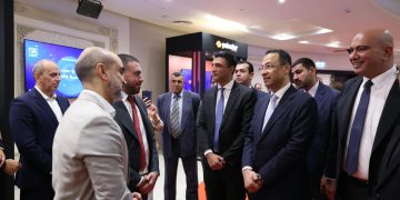 وزير الاتصالات وتكنولوجيا المعلومات   يفتتح فعاليات الدورة الثامنة من قمةFDC Summit