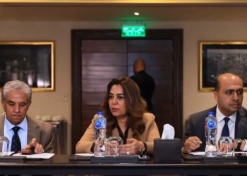 التنمية المحلية والبيئة تبحث تفعيل منظومة المسؤولية الممتدة للمنتج