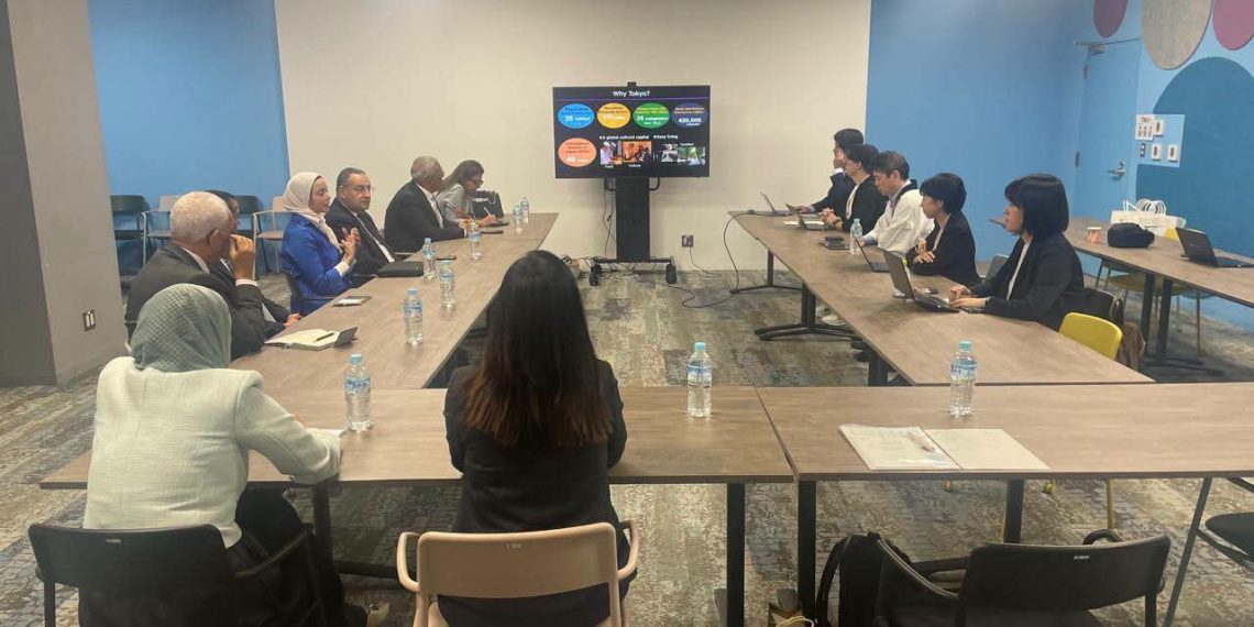 وزير التعليم العالي يبحث مع طوكيو تعزيز التعاون في دعم الشركات الناشئة والابتكار