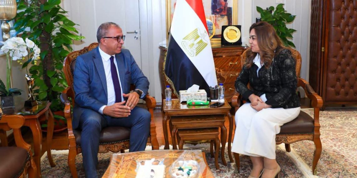 التنمية المحلية ومعهد التخطيط يبحثان تأهيل كوادر الإدارة المحلية