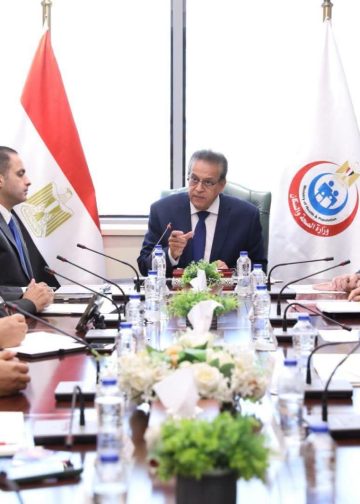 الصحة تبحث مع هواوي تطوير التشخيص الرقمي للأمراض والأورام
