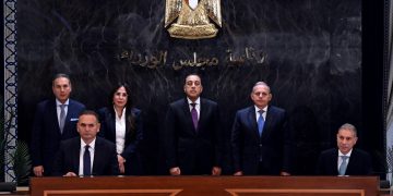 بحضور مدبولي.. البنك الأهلي وبنك مصر يتعاقدان مع هايد بارك لتطوير 415 فدانًا في أكتوبر