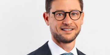 إي اف چي هيرميس تتم بنجاح دورها الاستشاري في طرح إم إن تي–حالاً